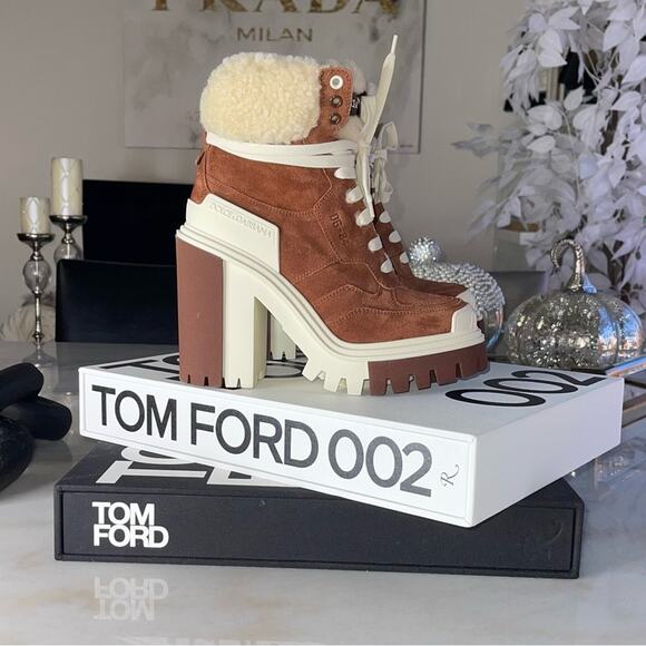 New Dolce & Gabbana Trekking Shearling Biker Ankle Boots in Burnt Brown/Neutral - Picture 3 of 12